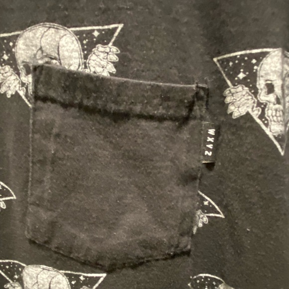 WXYZ mfg co - T-shirt - Picture 6 of 12